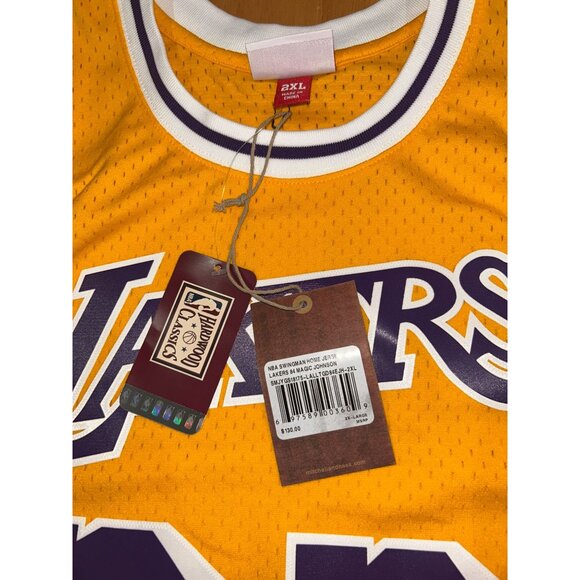 INSANE NWT Lakers Bundle: Magic Johnson Jersey, Lakers Hat, Shirt, Shorts $292 - Picture 16 of 16